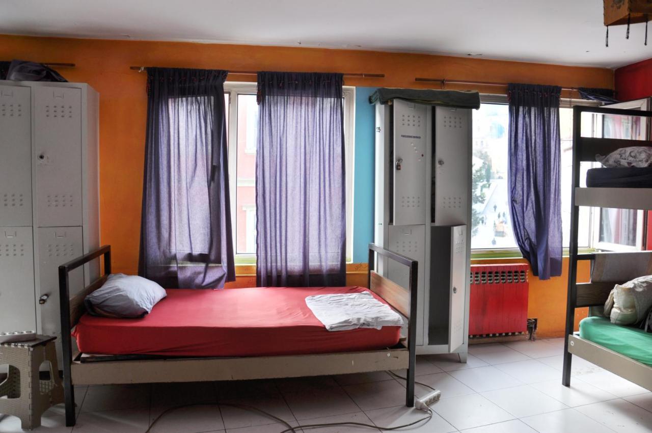 Neverland Hostel Istanbul Exterior foto